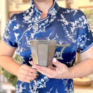 Starbucks Holiday 2013 Limited Edition Pagoda Style Handle Graphite Grey Mug